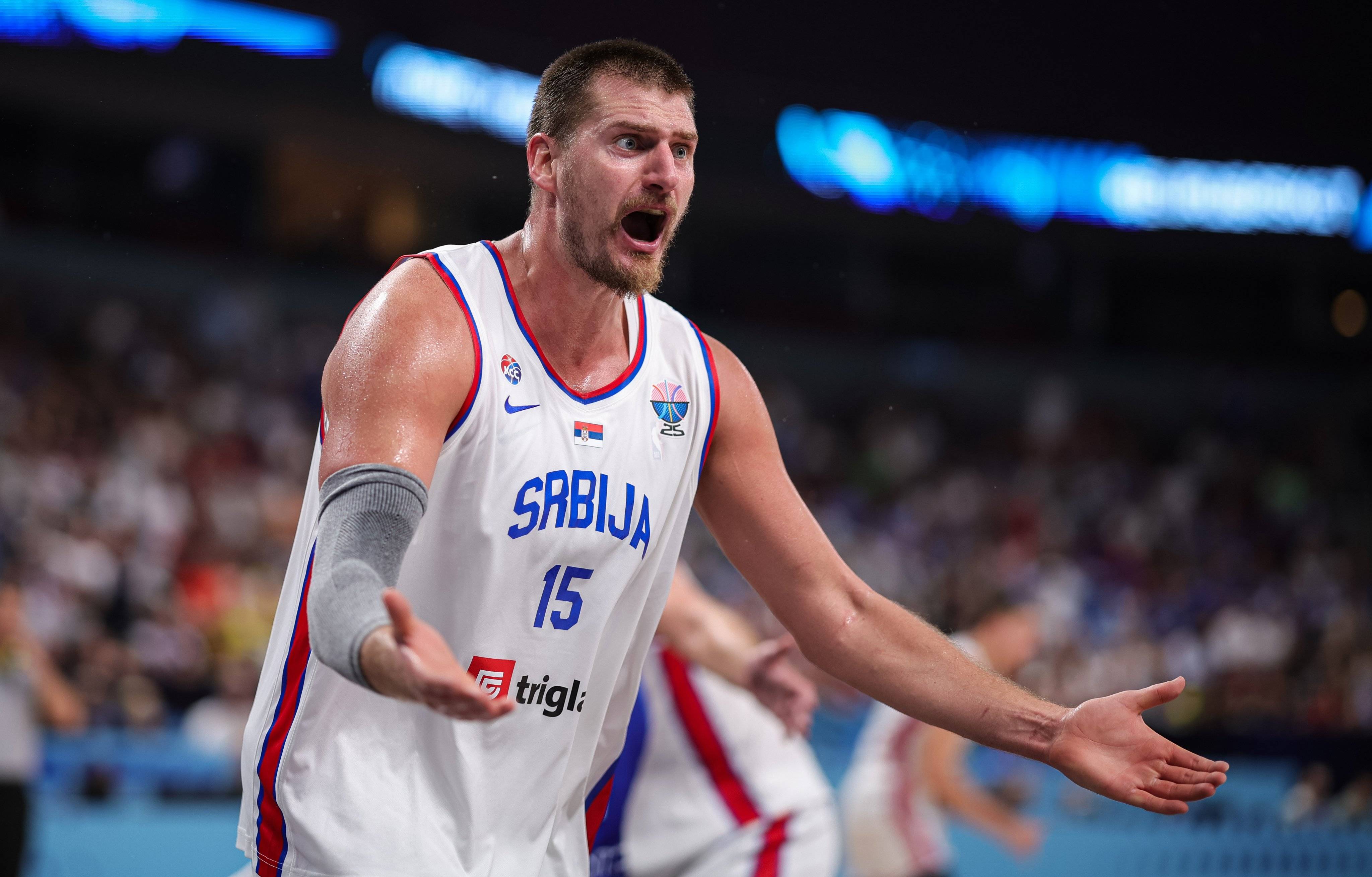 爱游戏链接-包含约基奇神奇绝杀的词条