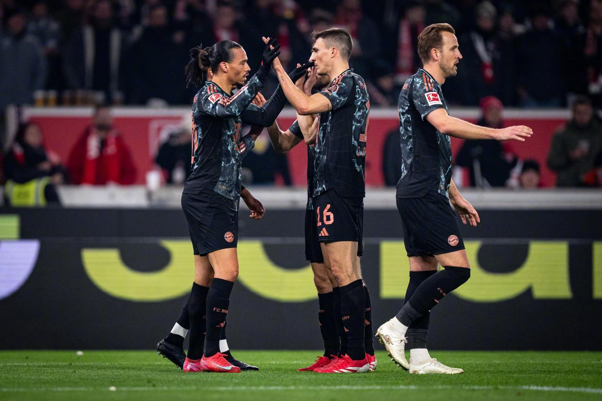 关于拜仁大胜狼堡，晋级形势十分乐观！的信息