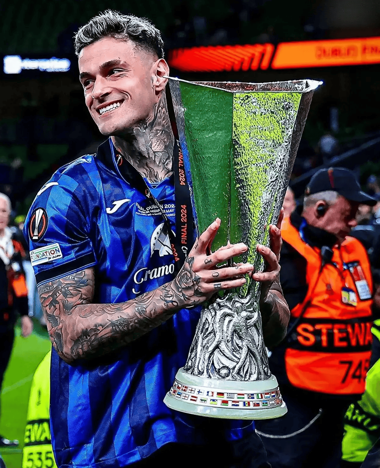 关于曼联主场逆转亚特兰大,小组头名的信息 关于曼联主场逆转亚特兰大,小组头名的信息